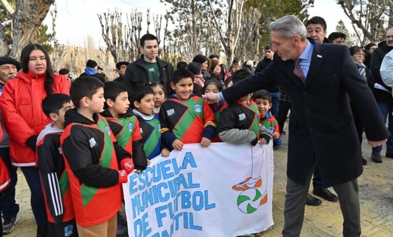 Arcioni: “Este Gobernador siempre estará al lado de cada uno de los chubutenses”