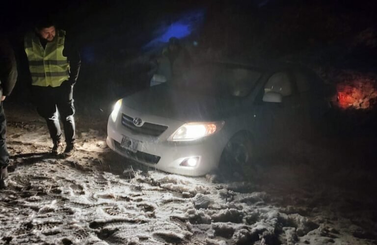 Despistes en Ruta 26 por presencia de nieve en la calzada