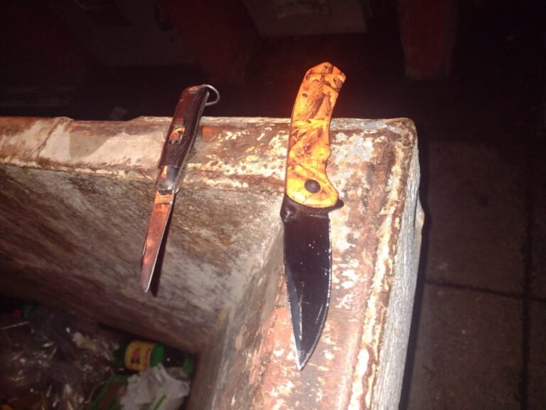 Menores entre 13 y 17 años robaron a punta de cuchillo un celular a otro joven