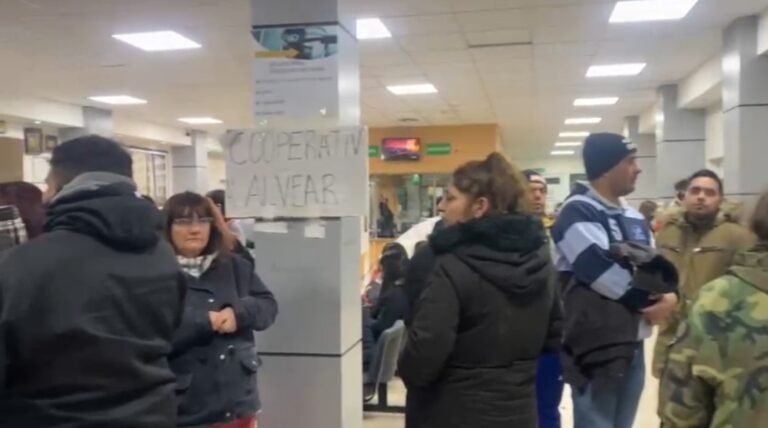 Trabajadores de la Cooperativa Alvear temen perder su fuente laboral