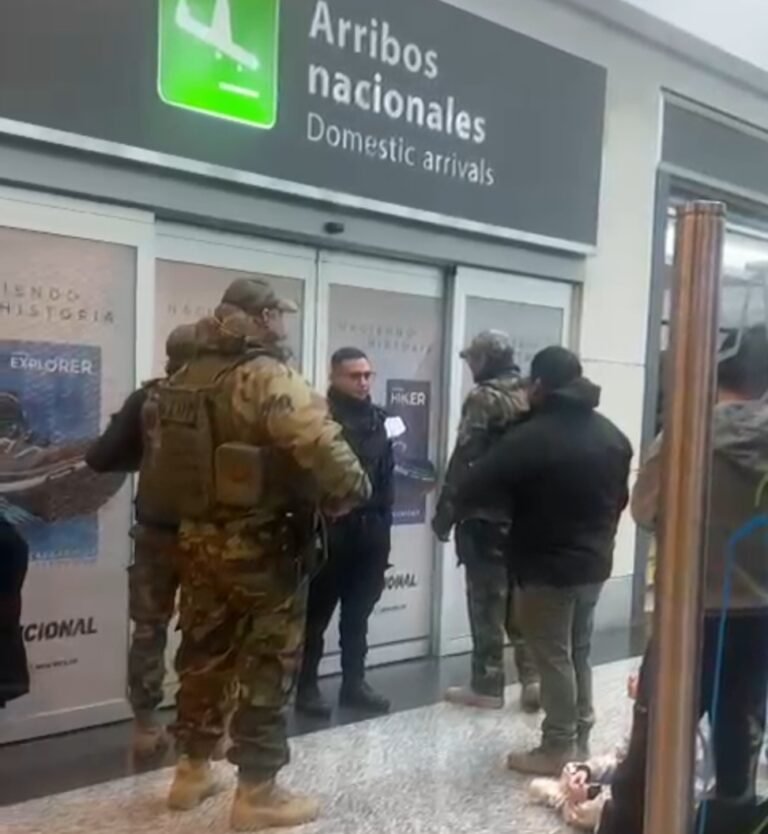 Amenaza de bomba en un vuelo de Aerolíneas Argentinas: aterrizó en nuestra ciudad