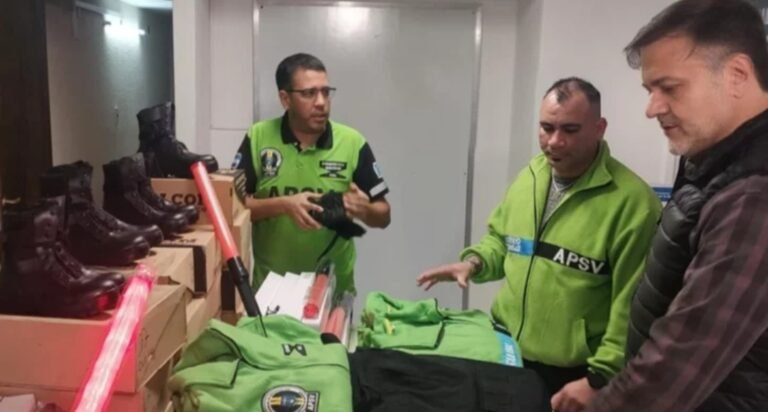 APSV recibió nuevos uniformes y equipamiento para fortalecer las tareas en las rutas