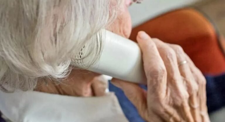 Estafaron a una abuela y le robaron 90 mil pesos