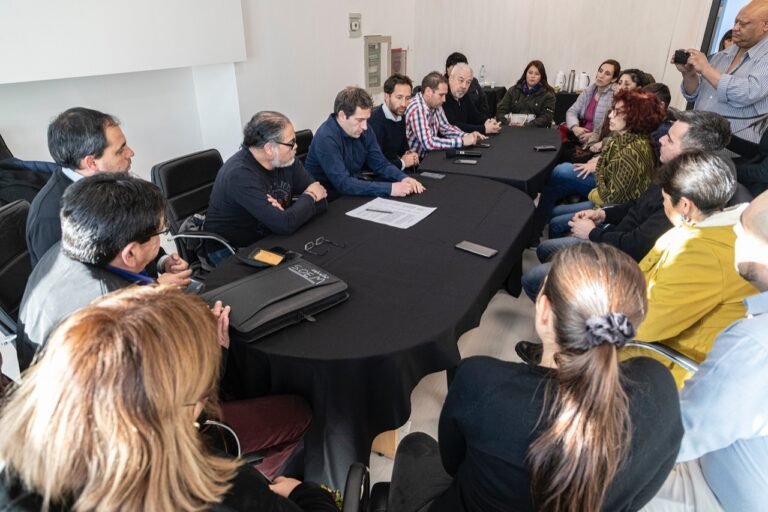 La Municipalidad cerró la paritaria del 2022 con un incremento del 60% anual