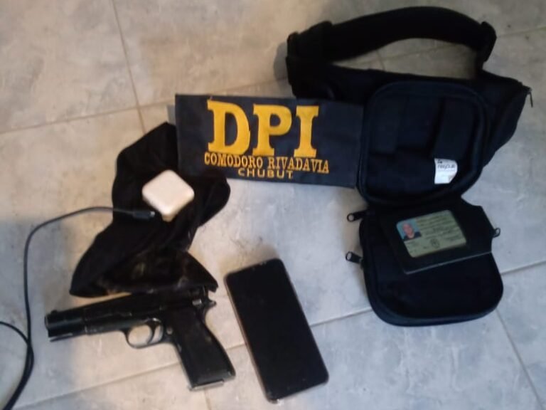 Allanamientos tras el robo a un efectivo policial