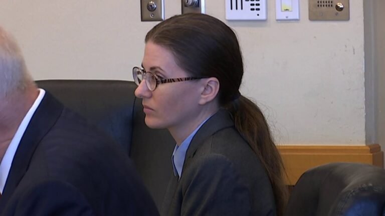 Acusan a madre vegana de matar de hambre a su bebé