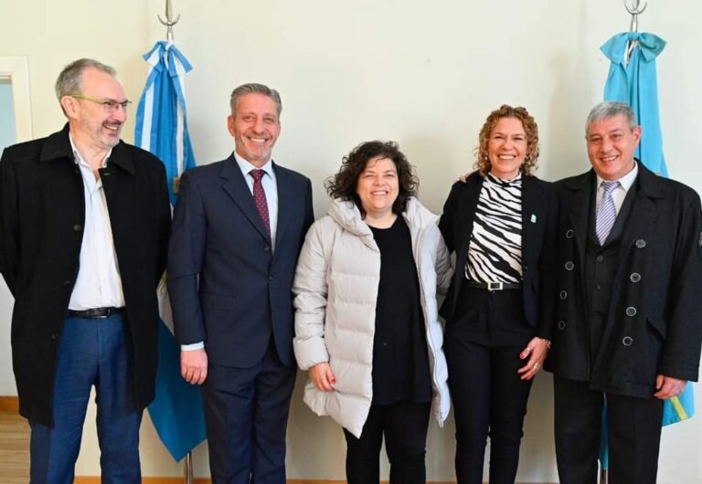 Arribó a la ciudad la ministra Carla Vizzotti