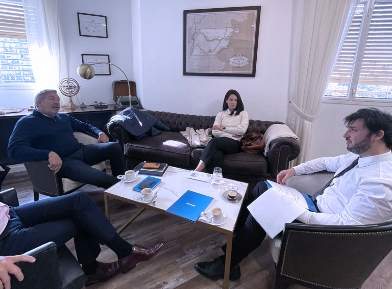 Nacho Torres: reunión con Camuzzi por el Gasoducto Cordillerano y la falta de gas en las escuelas