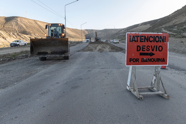 Camino Centenario: solicitan circular con precaución por obras de reparación