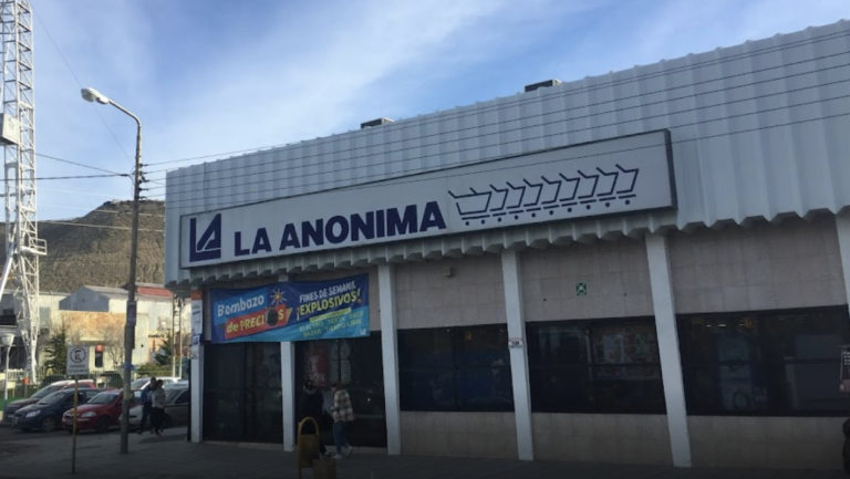 Intentaron robarse mercadería de un supermercado de Km. 3