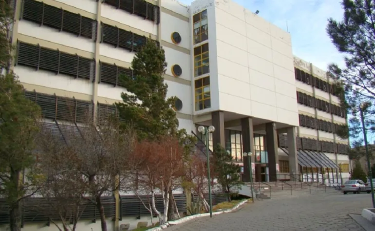 Docentes universitarios se suman al paro nacional