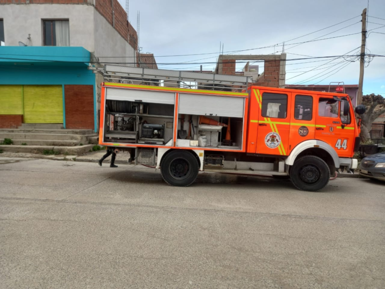 Incendio en B° Ceferino: Un colchón fue el desencadenante