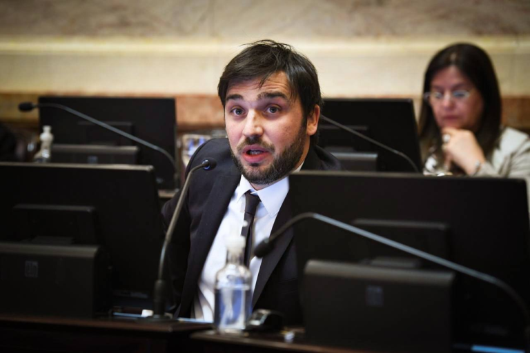 Torres exigió al Gobierno Nacional una compesación histórica para Chubut