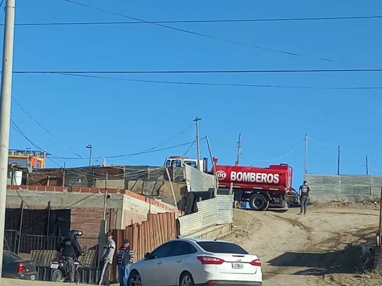 Robó, incendió una casa y terminó herido gravemente