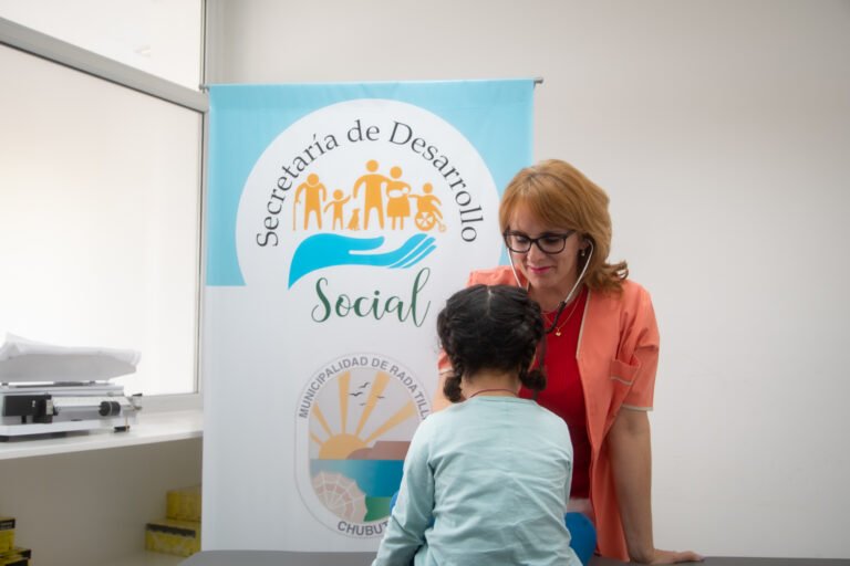 Rada Tilly se prepara para la campaña nacional de vacunación contra el sarampión, la rubéola paperas y polio
