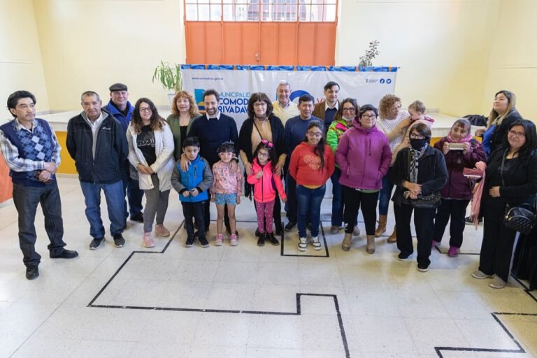 El programa “Mirándonos” lleva 6200 lentes entregados
