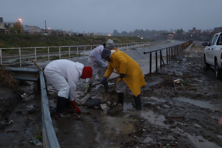 Sigue el alerta meteorológico: refuerzan las tareas de contención y asistencia ante el temporal