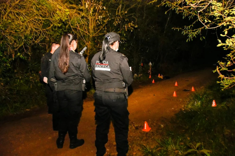 Mutiló a la pareja de su ex hasta sacarle el corazón