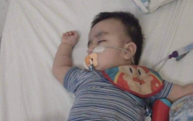 Bebé de un año debe ser tratado en Buenos Aires y su familia busca ayuda