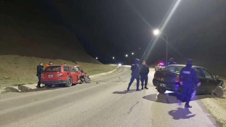 Un conductor borracho ocasionó un choque en el Camino del Centenario