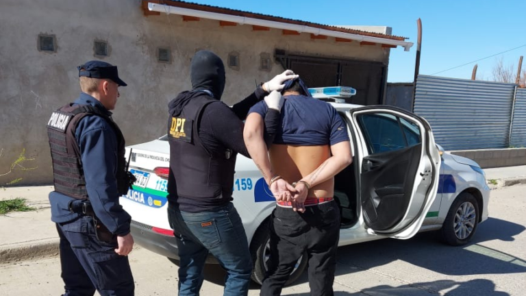 Allanamientos tras el secuestro de un joven: hay dos detenidos