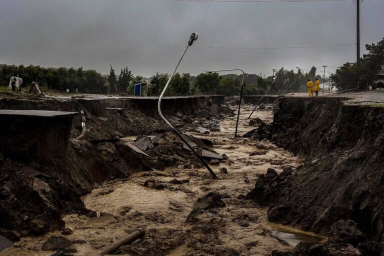 Comienza el juicio por la compra de materiales durante la emergencia climática