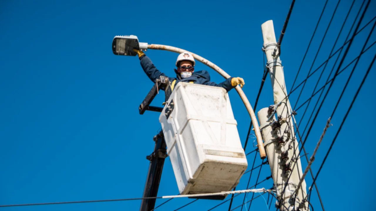 Se reducirá la calzada de la Av. Yrigoyen por tareas de alumbrado público