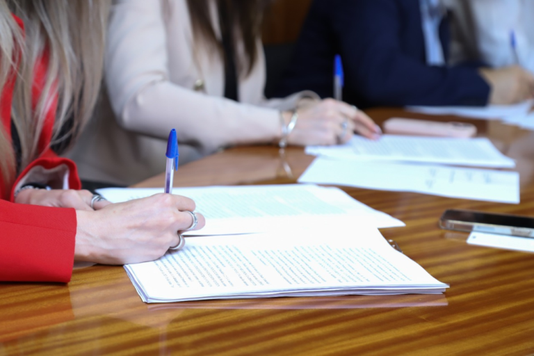 Comenzó el pago de la deuda de la SCPL con Cammesa