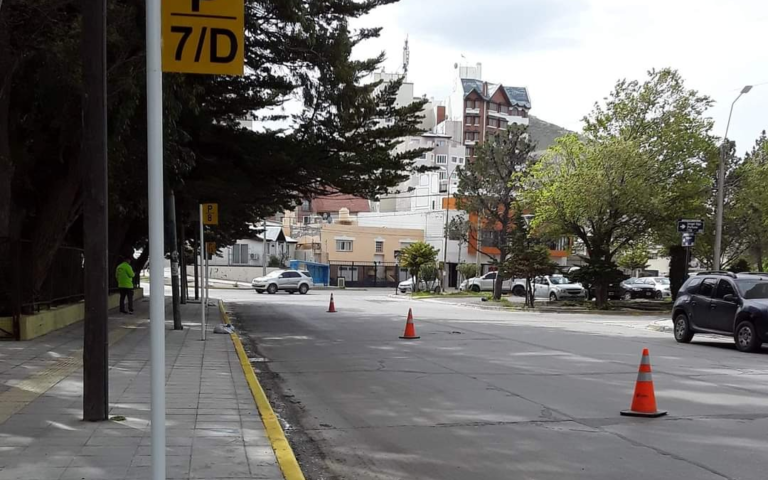Exigen un ingreso seguro para los niños en la Escuela Provincial N°1