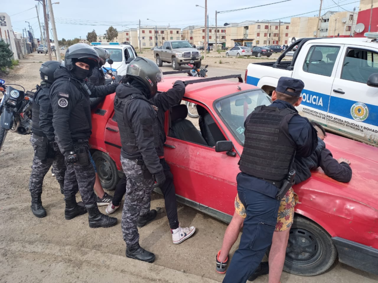 Llevaba consigo una pistola “tumbera” y fue detenido