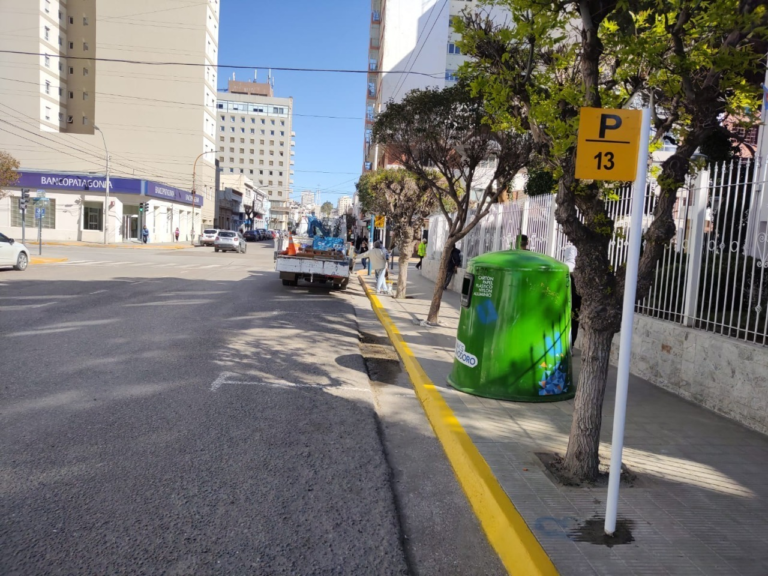 Dónde estará prohibido estacionar tras las nuevas paradas en el centro