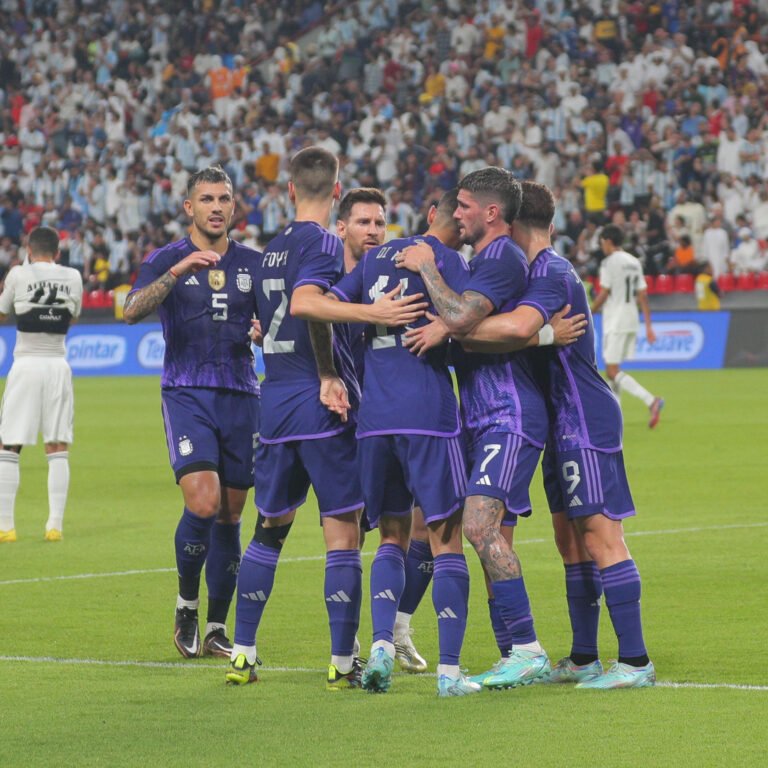 Argentina goleó y ya sueña con el Mundial