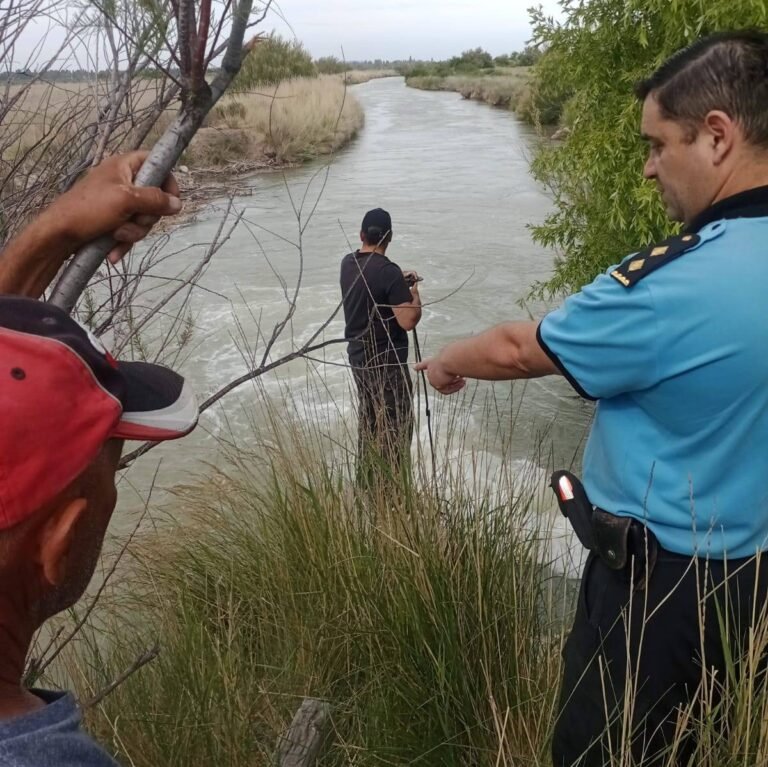 Un policía murió ahogado al caer a un canal de riego en 28 de Julio