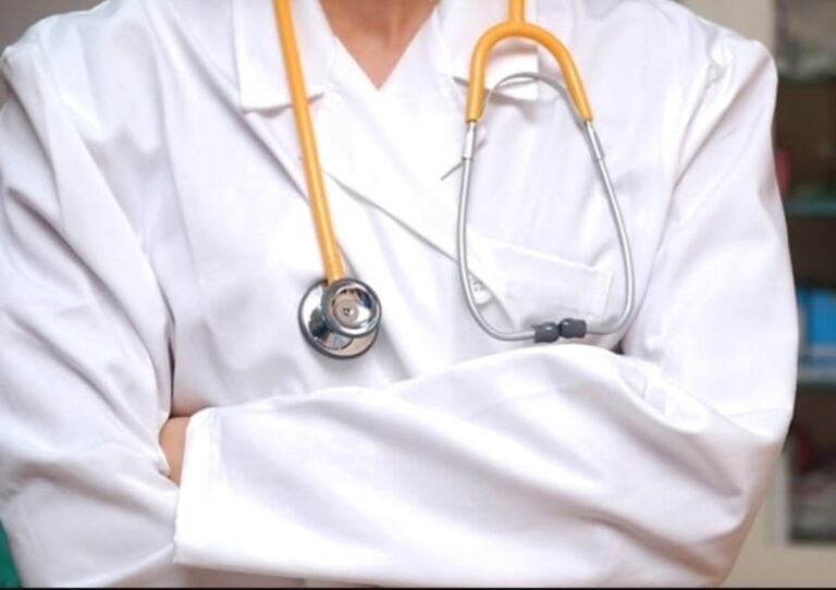 Los médicos argentinos podrán ejercer en cualquier país del mundo sin necesidad de recertificar sus títulos