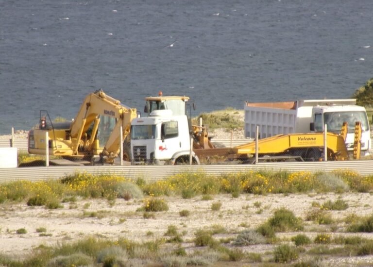 Convocan a una marcha en el Municipio en defensa de las playas públicas