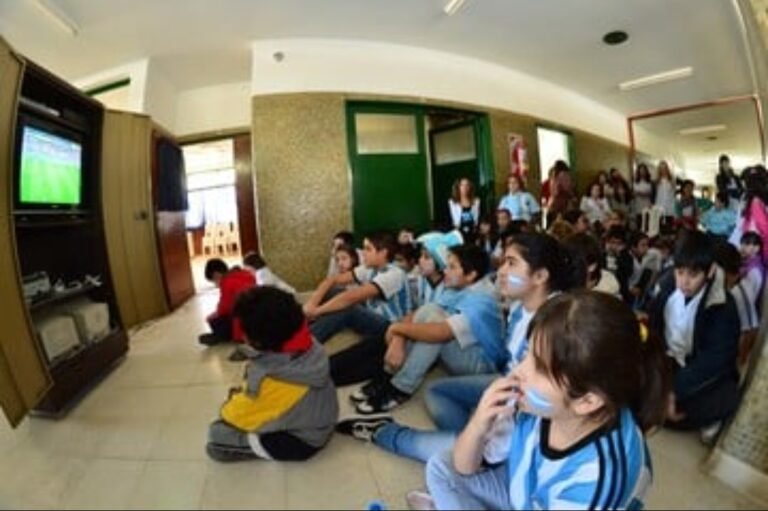 Se podrán ver los partidos de la selección argentina en las escuelas