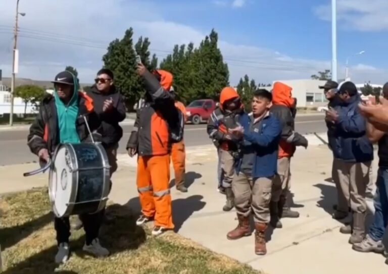 Reclamo de trabajadores municipales en Rada Tilly