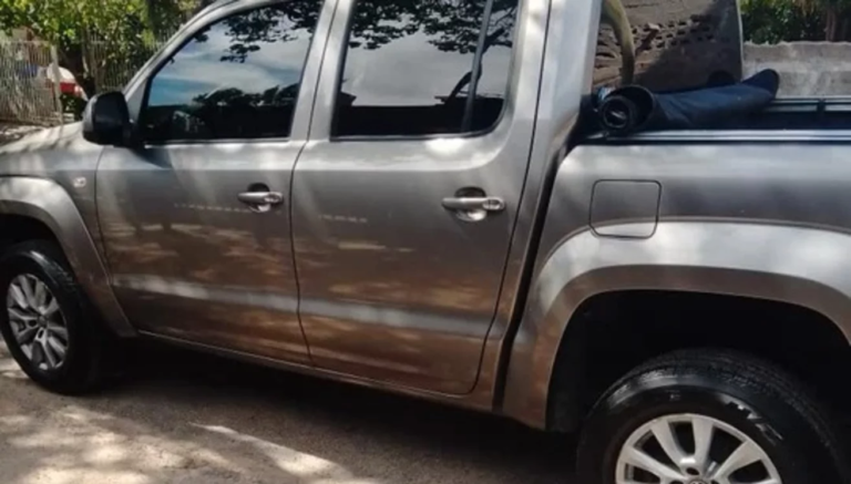 Fueron a comprar una 4×4, pidieron “dar una vuelta” y no volvieron más