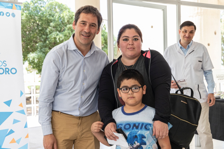 El Municipio entregó 70 nuevos pares de lentes recetados