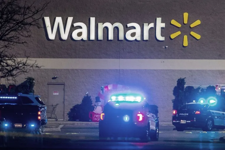 Un tiroteo en un supermercado dejó al menos 7 muertos