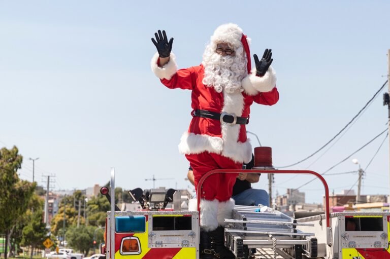 Este fin de semana Papa Noel recibirá cartitas en el Centro Cultural
