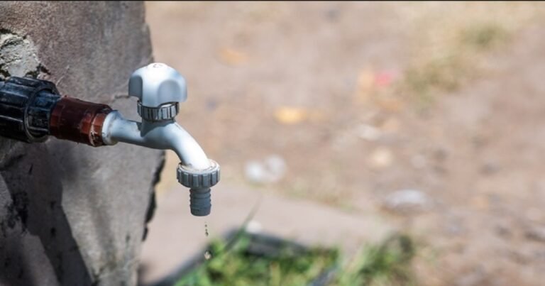 Se adelantó el corte de agua en seis barrios de zona norte