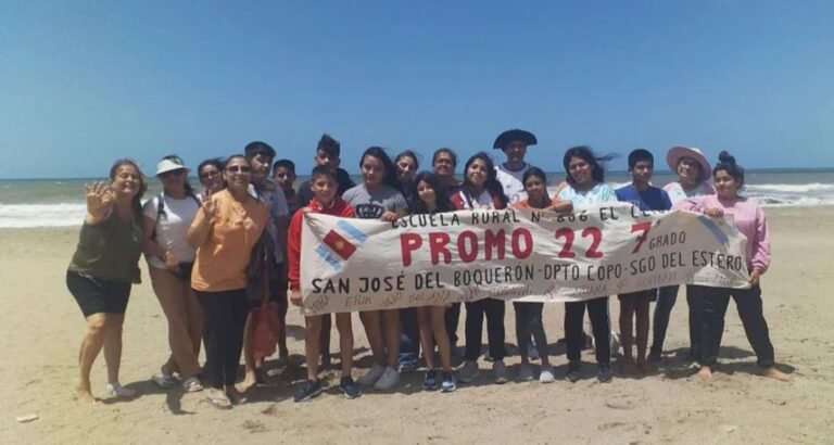 Sueño cumplido: egresados de una escuela rural soñaban con conocer el mar