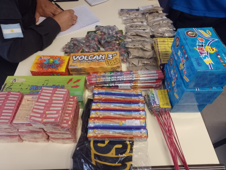 Secuestraron más de 50 productos de pirotecnia clandestina
