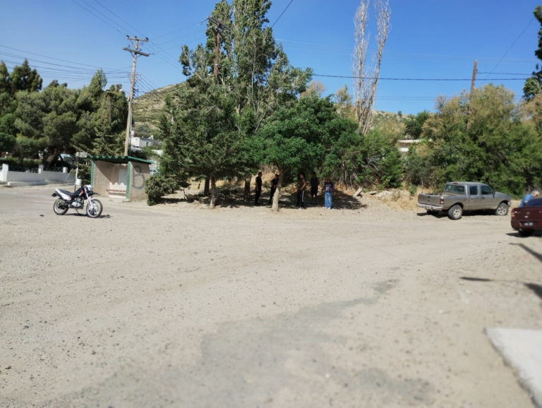 Una camioneta y una moto chocaron en B° Laprida