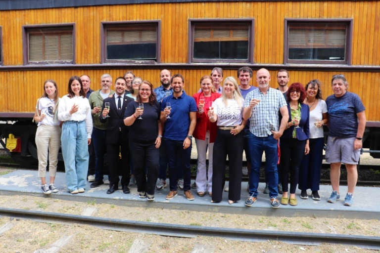 El Ente Comodoro Turismo tuvo su última reunión del año y realizaron un brindis