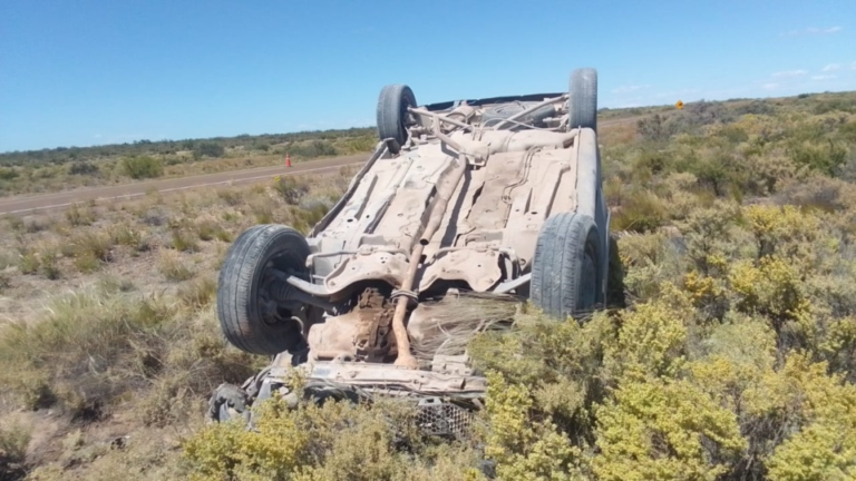 Vuelco en Ruta 3: viajaban de Trelew a Comodoro