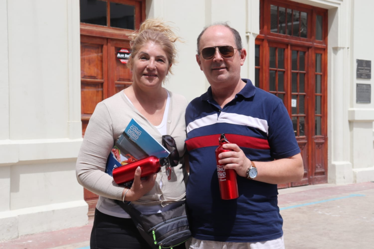 Festejaron sus 25 años de casados conociendo Comodoro