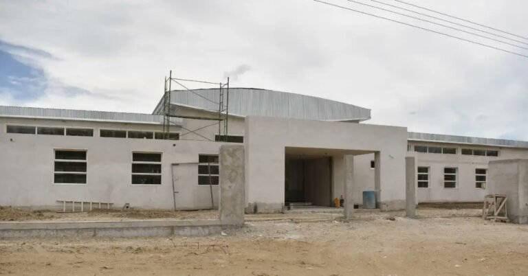 Avanza la construcción de la Escuela de Nivel Inicial del Barrio Cordón Forestal