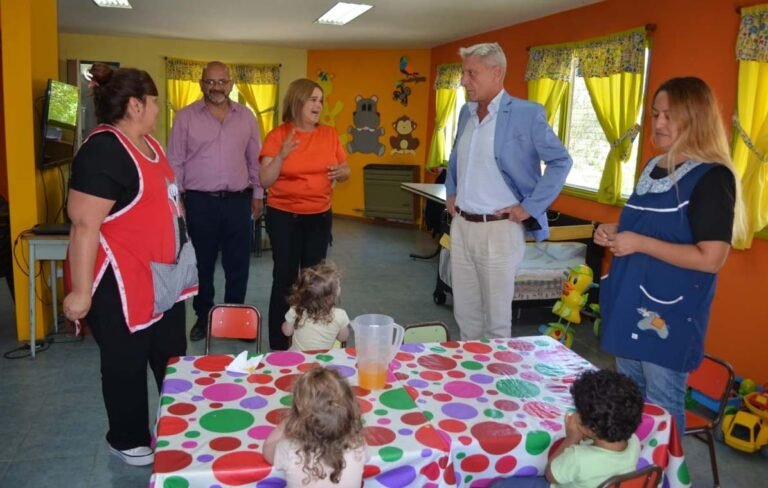 Arcioni resaltó su acompañamiento en obras y aportes a instituciones sociales de Comodoro